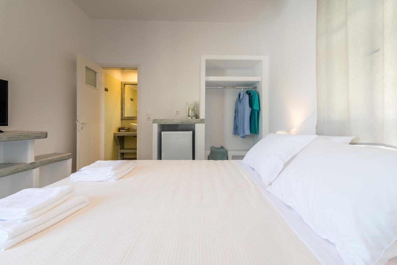 Takiss Rooms Pollonia Eksteriør billede